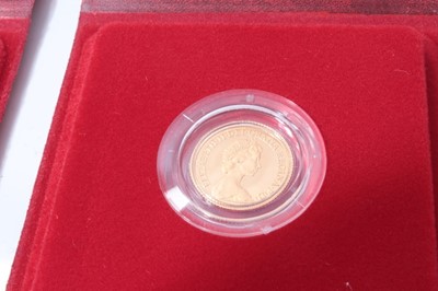 Lot 628 - G.B. - Gold proof Half Sovereigns Elizabeth II 1980 x 3 (N.B. Cased with Certificates of Authenticity) (3 coins)