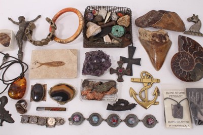 Lot 112 - Group semi precious gem stones and fossils, agate brooch and buckle, silver mounted amber tie clip, coin bracelet, other jewellery and sundries
