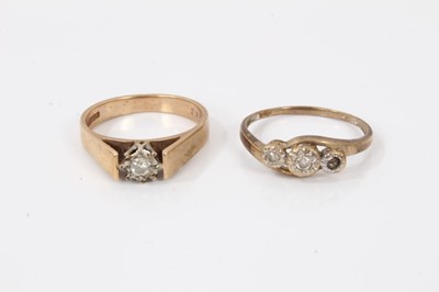 Lot 113 - Two 9ct gold diamond set rings and 9ct gold chain