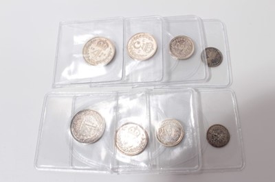 Lot 639 - G.B. - Mixed Maundy four coin sets to include George VI 1950 AU and Elizabeth II 1964 AU (2 uncased coin sets)