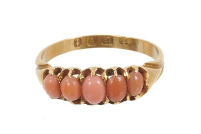 Lot 423 - Victorian 18ct gold and coral dress ring