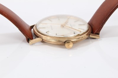 Lot 267 - Omega Genève 9ct gold cased wristwatch on brown leather strap