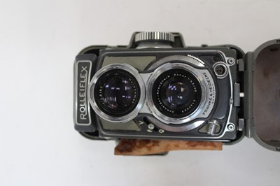 Lot 2461 - 1957 Baby Grey Rolleiflex twin lens reflex camera in case