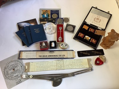 Lot 2684 - Group of coins, silver jubilee spoon, thimble and other items