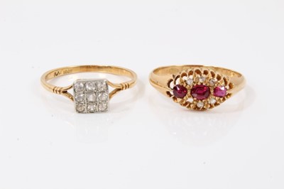 Lot 195 - Two 18ct gold gem set rings