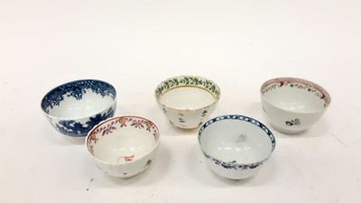 Lot 1341 - Five 18th century and later English porcelain tea bowls