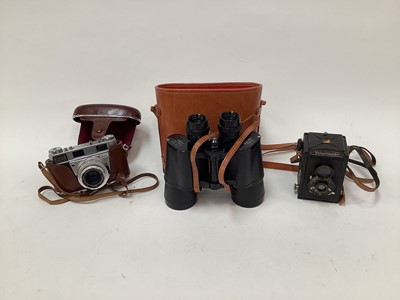 Lot 2658 - Miscellaneous group of items to include a Voigtländer camera, a Retina camera, binoculars, vintage slide viewer with photographic slides to include pornographic slides, vintage travel slides includ...