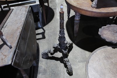 Lot 119 - Impressive Rococo style carved gilt gesso tripod table base