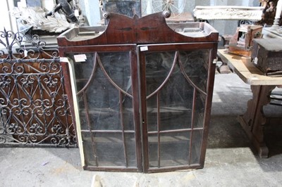 Lot 152 - Regency mahogany bookcase top with two glazed doors 112 cm high, 88 cm wide