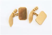 Lot 694 - Pair yellow metal cufflinks with kukri design,...