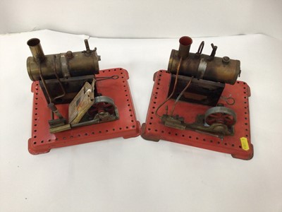 Lot 1860 - Mamod Steam Traction Engine T.E.1A in original box plus two stationary steam engines.