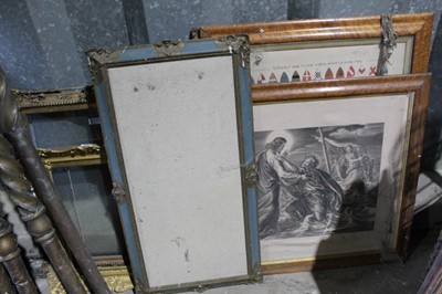 Lot 202 - Collection of 19th century gilt picture frames and other picture frames