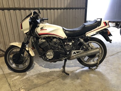 Lot 2071 - 1984 Honda VT500E 500cc motorcycle, finished in white, 42,944 miles indicated, in barn find condition, for recomissioning. 
N.B. No keys, V5 or documents present