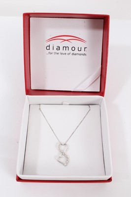Lot 531 - Diamond 'Diamour' pendant