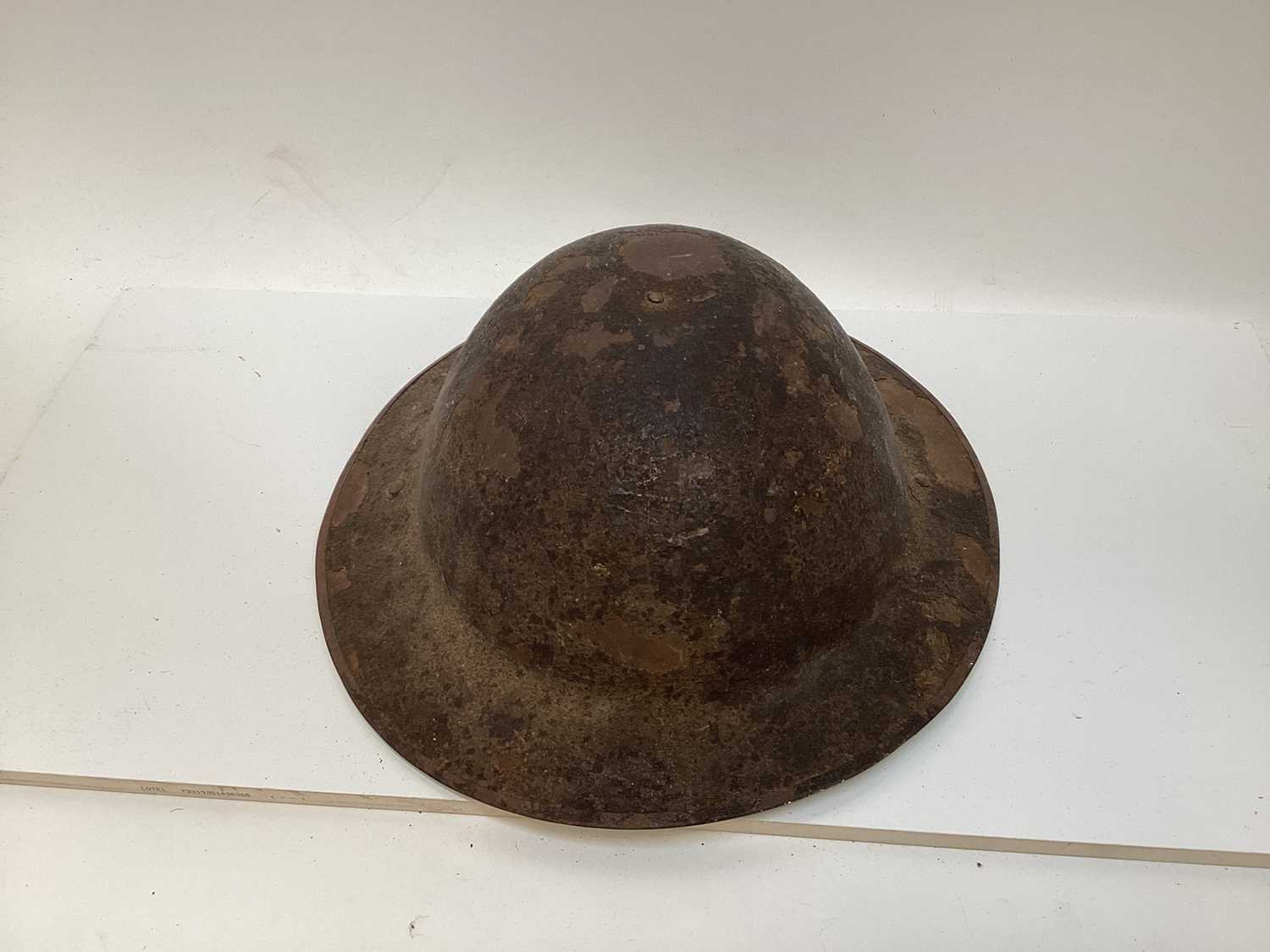 Lot 779 First World War British MK1 steel helmet