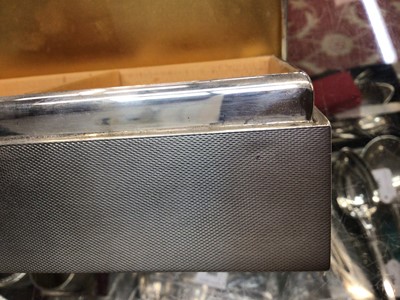 Lot 203 - Contemporary silver cigarette box of rectangular form with engine turned decoration