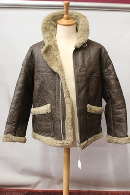 Lot 869 - Irvin-style sheepskin flying jacket -size 42- good overall condition