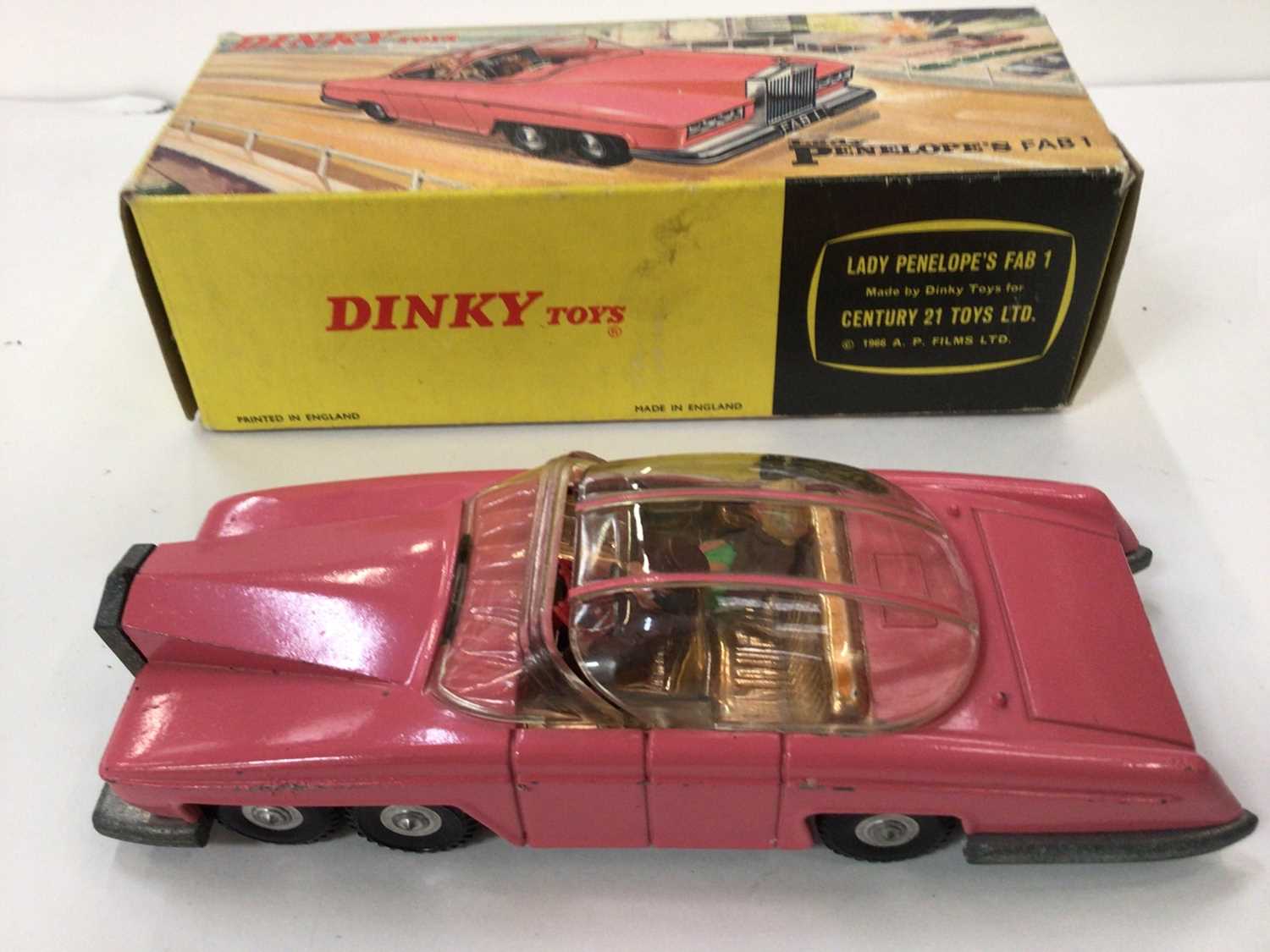 dinky lady penelope fab 1