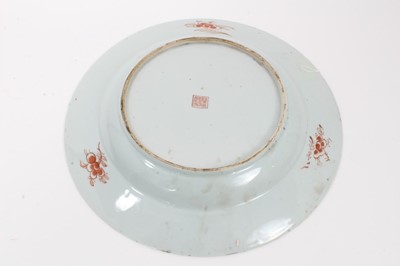 Lot 76 - 18th century Chinese plate