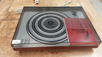 Lot 2398 - Bang & Olufsen Beogram 1700 record player