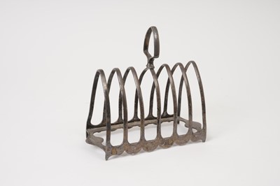 Lot 306 - Fine quality 1920s silver six division toast rack of arched form (Sheffield 1928) Walker & Hall.