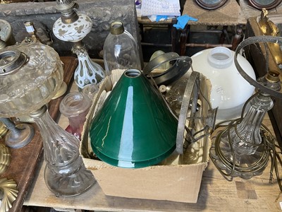 Lot 268 - Victorian overlay glass oil lamp, other oil lamp elements, shades, also box of glass lustres