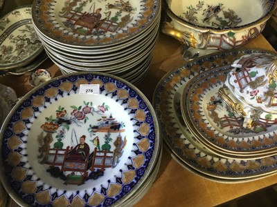 Lot 278 - Lot Victorian dinnerware and Regency blue and white teaware