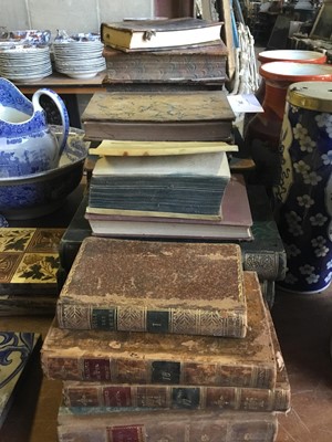 Lot 285 - Lot antiquarian books and bindings