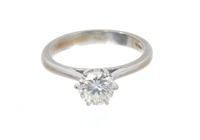 Lot 450 - Diamond single stone ring estimated to weigh approximately 0.90-1.00ct, estimated K/L, VS1/VS2 6.40mm-6.37mm x 3.70mm, thick bruted girdle, 18ct white gold