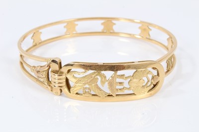 Lot 528 - Egyptian gold bangle, tests as approximately 18ct, 22.3 grams