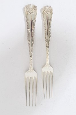 Lot 246 - Selection 20th century Tiffany silver Wave Edge pattern cutlery