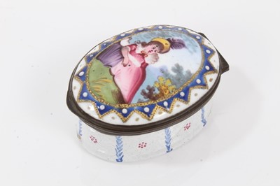 Lot 860 - A South Staffordshire enamel patch box, painted with a young girl, circa 1800