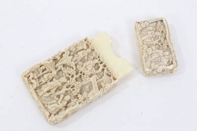 Lot 226 - Late 19th century Chinese carved ivory card case