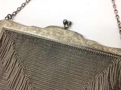 Lot 89 - Edwardian silver purse