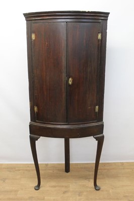 Lot 1079 - Antique corner cupboard