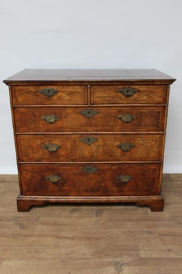 Lot 1444 - Good 18th century walnut feather banded chest of drawers