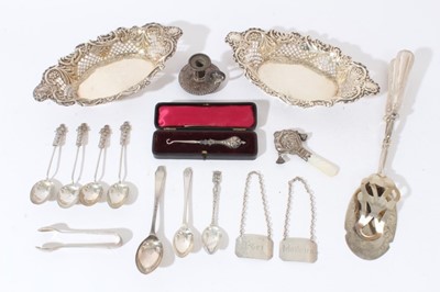 Lot 386 - Pair late Victorian silver bon-bon dishes of boat shaped form and other items