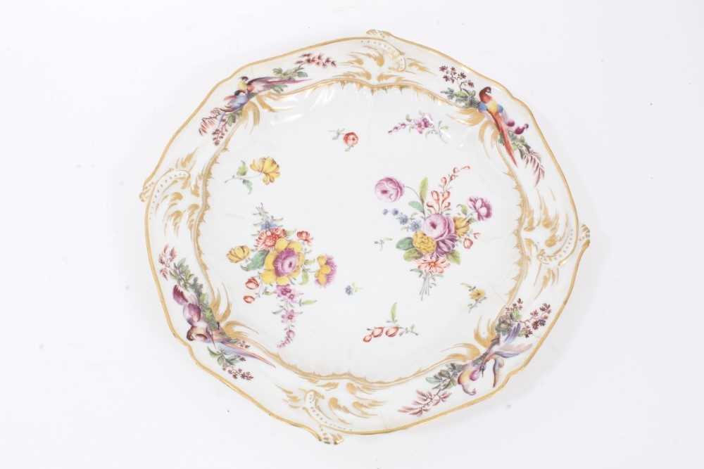 Lot 280 - 18th century Chelsea Derby porcelain plate