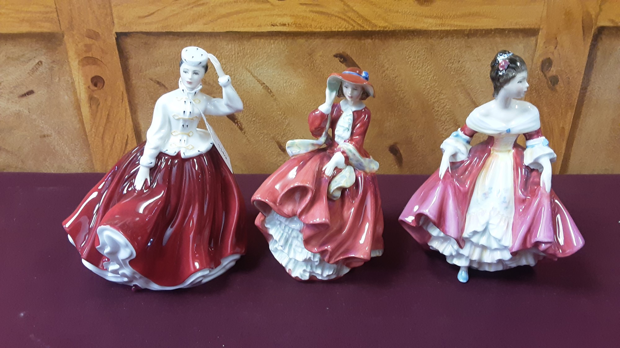 Lot 1162 Thirteen Royal Doulton and NAO figures