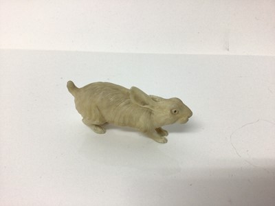 Lot 10 - Good quality antique carved ivory figure of a hare, 8cm long
