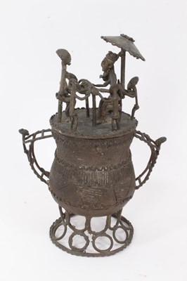 Lot 778 - Ashanti bronze dust pot