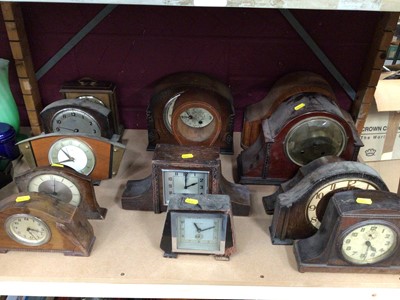 Lot 588 - Large collection of 1930's and later mantel clocks