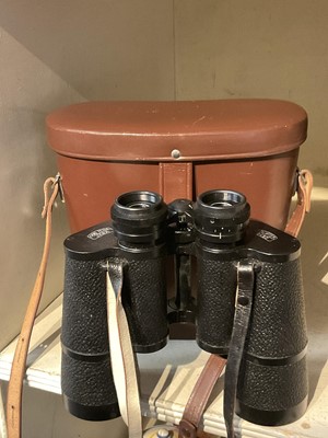 Lot 252 - Pair Carl Zeiss binoculars in case