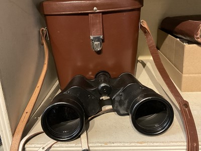 Lot 252 - Pair Carl Zeiss binoculars in case