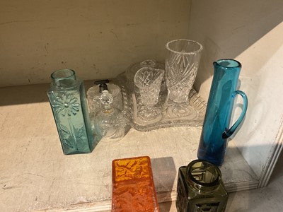 Lot 250 - Lot Art glass and decorative glassware