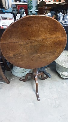 Lot 984 - 18th century oak tilt top tripod table