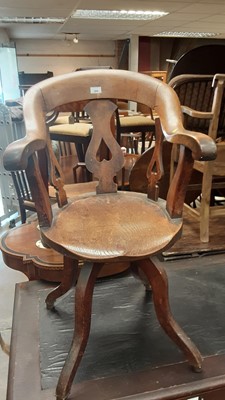 Lot 969 - Early 20th century desk chair