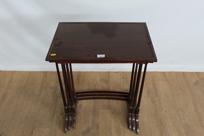 Lot 1015 - Nest of three Edwardian mahogany occasional tables