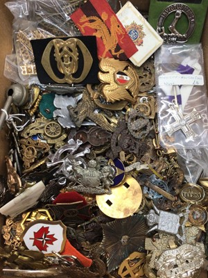 Lot 316 - Large collection of military cap and other badges
