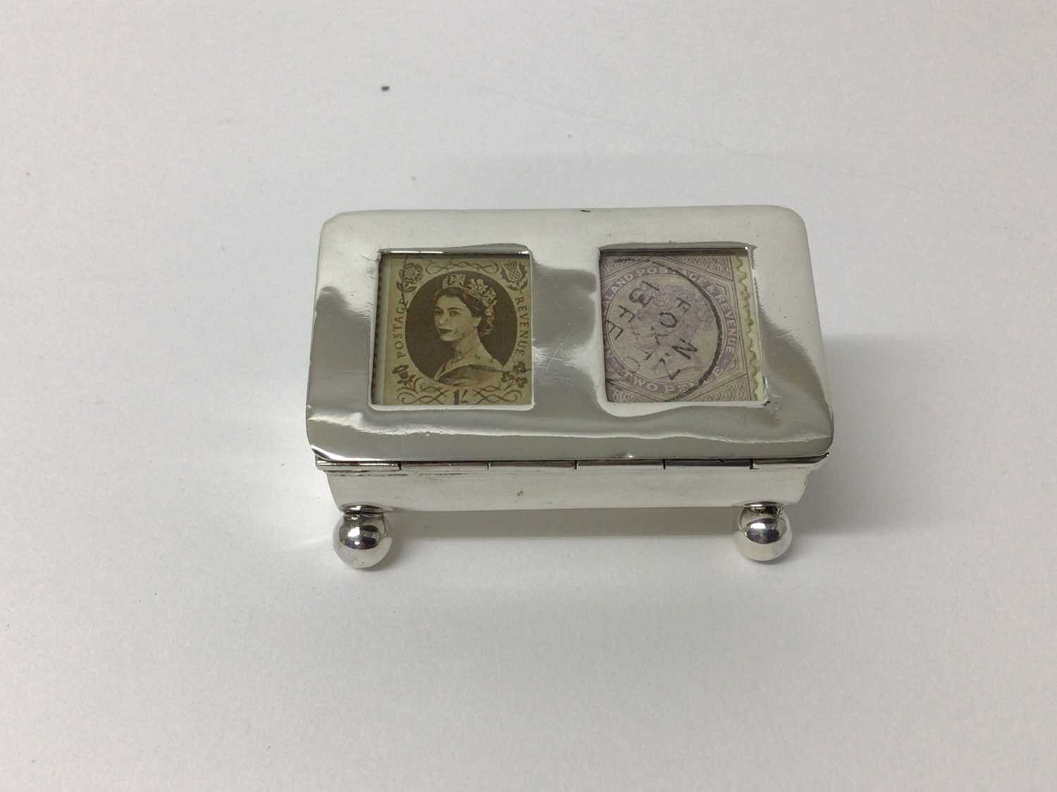Lot 192 - Silver double stamp box on ball feet, two compartments, hallmarked Birmingham 1899